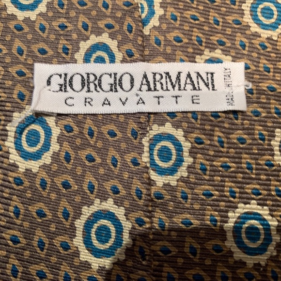 Giorgio Armani Men's silk tie - Picture 4 of 6